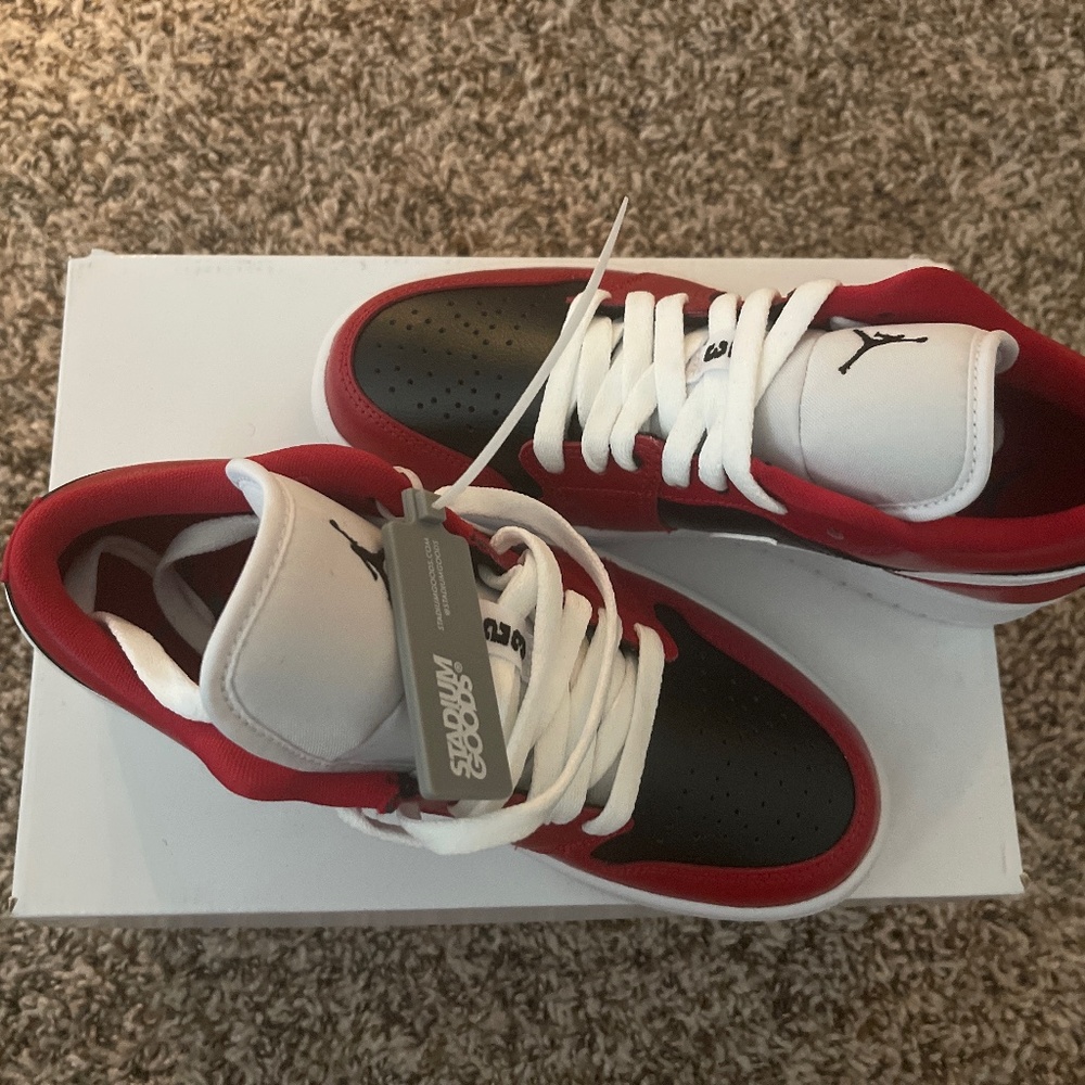 Jordan 1 lows Chicago Flips
